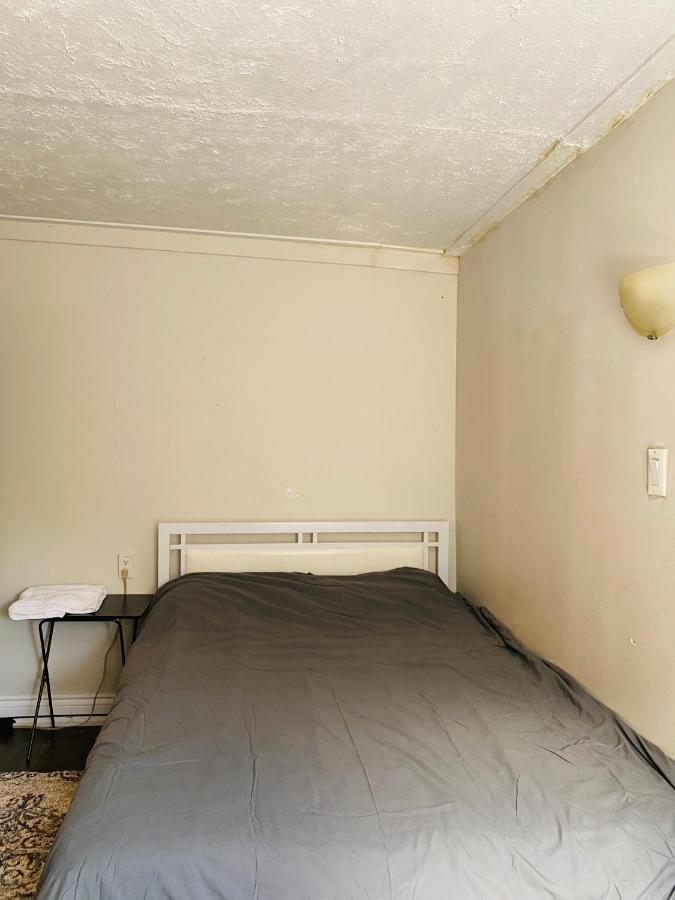 Lovely II Space Share A Room East York Canada Toronto Exteriör bild